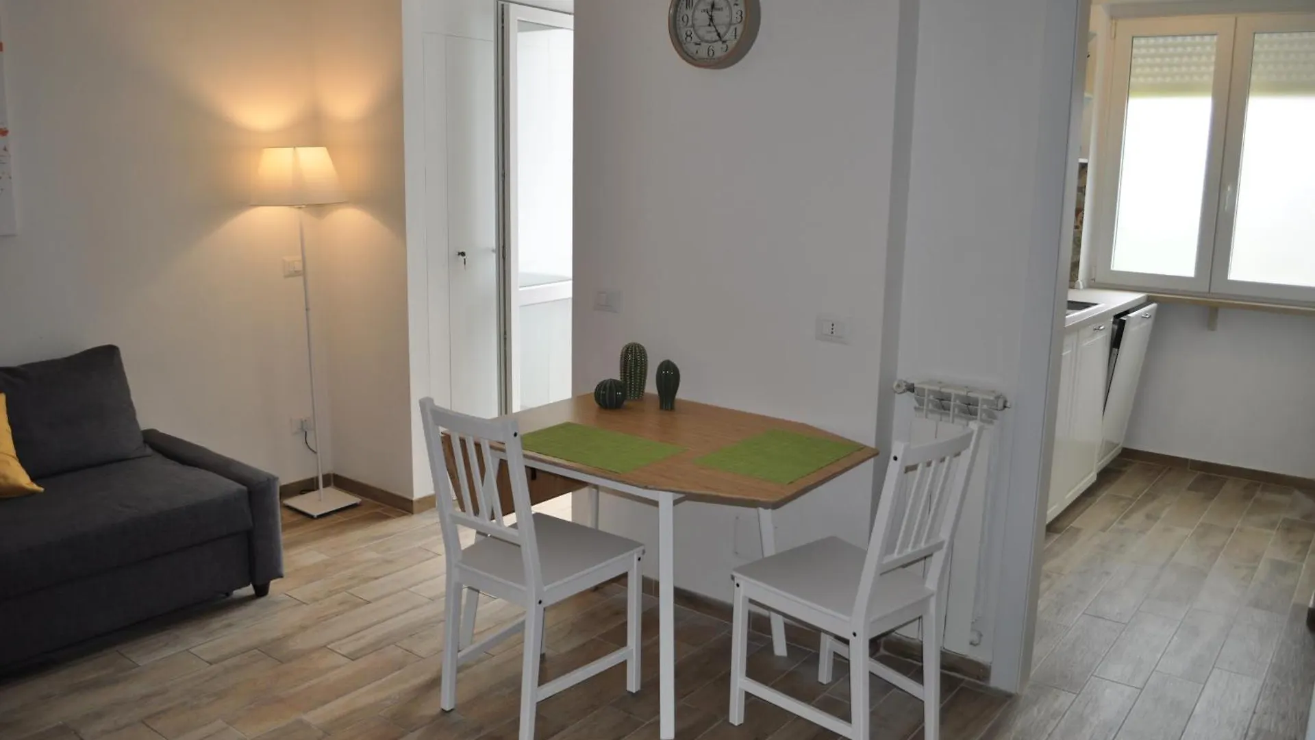 Appartamento A Casa Di Emi E Gio Roma 0*,
